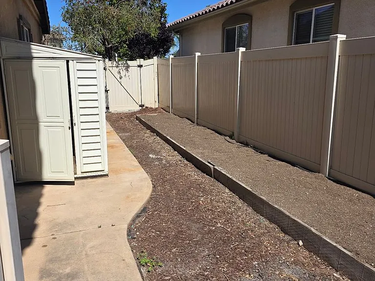 42514 Drennon Ct — Photo 20