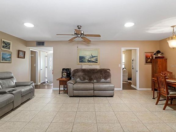 5th image of 637 Oakmont Ave