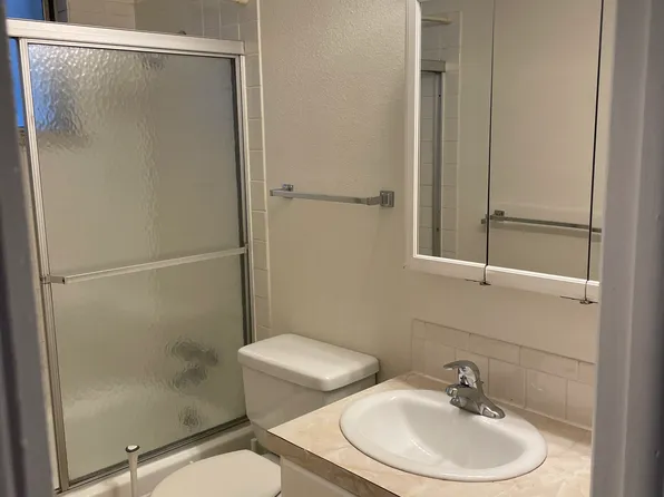 111 Valentine Ln #2, Longmont, CO 80501