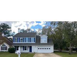 2401 Shadow Ridge Ct, Virginia Beach, VA 23456