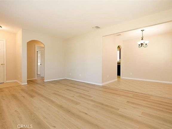 3rd image of 10634 Fes St