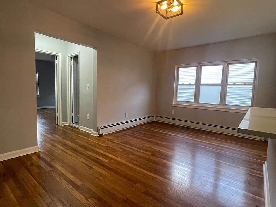 2nd image of 74 Clendenny Ave #3B