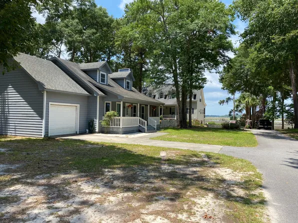 440 Waterford Landing Rd, Richmond Hill, GA 31324