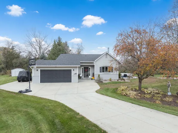 615 6th St SW, Oronoco, MN 55960