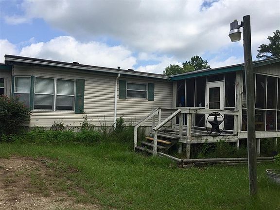 3rd image of 47 Oak Hill Dr