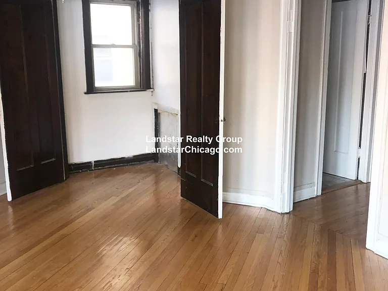 4265 W Addison St #1 — Photo 10