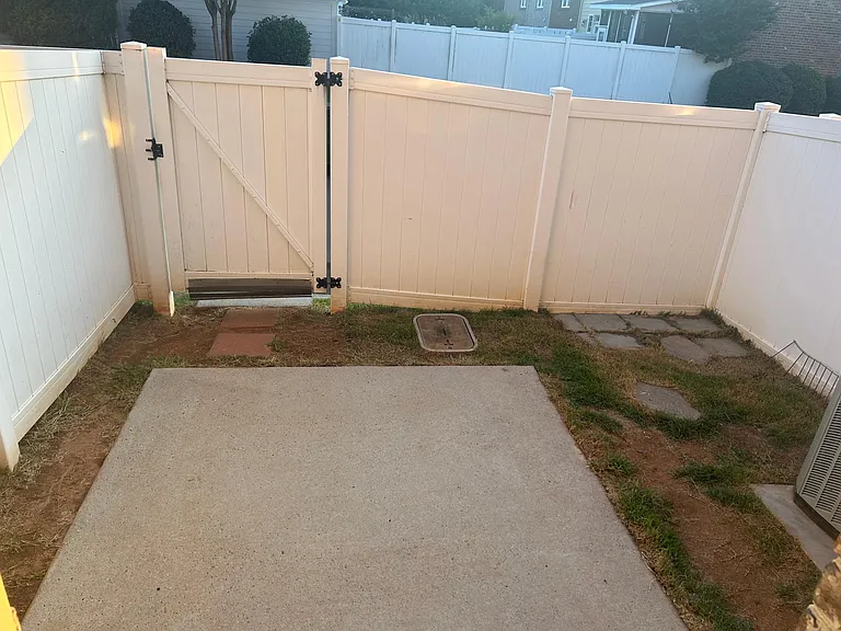 9515 Longstone Ln — Photo 22