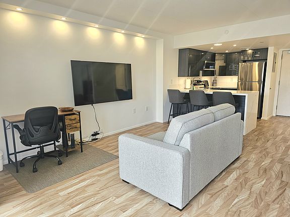 4th image of 1777 Ala Moana Blvd APT 832