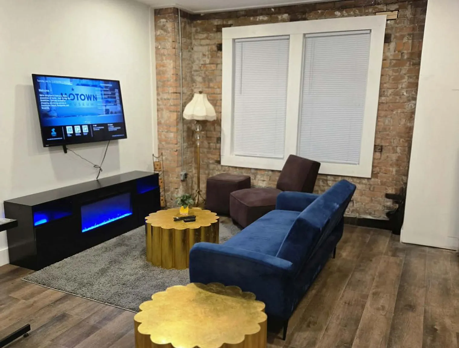 2 bed, 1.0 bath, $2,846 — Photo 1