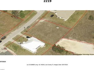 2217/2219 Armour Rd, Lehigh Acres, FL 33973