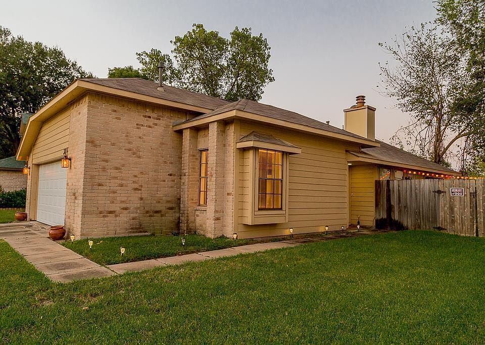 1st image of 3814 Storm Creek Dr