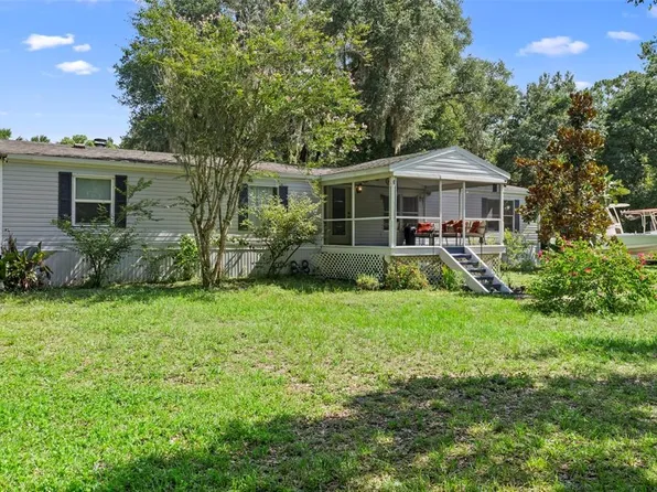 1910 Mullet Lake Park Rd, Geneva, FL 32732