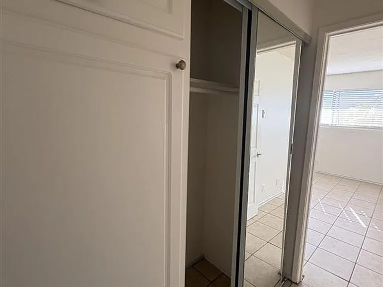 5505 Ackerfield Ave in Long Beach — Photo 5