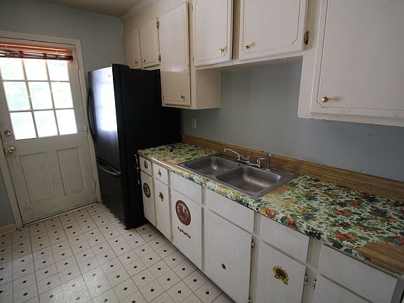 Large Kitchen