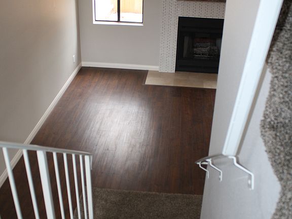 4th image of 2358 Mohican Ln