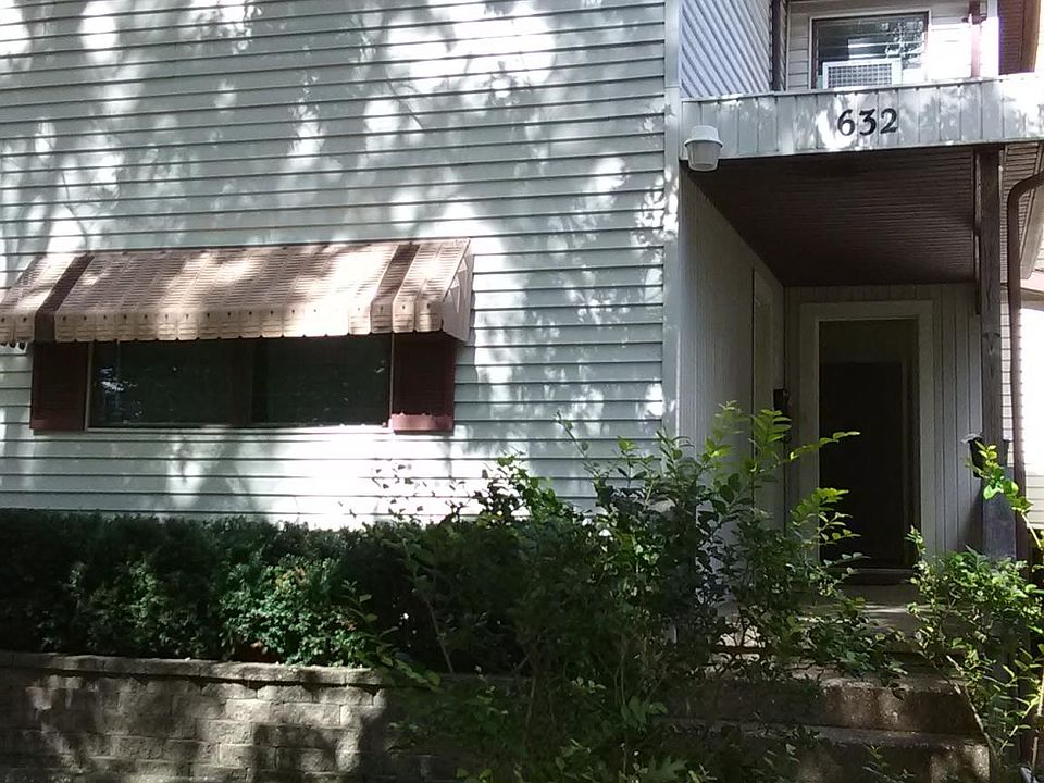 1st image of 632 2nd St APT B