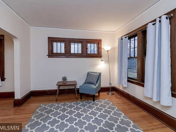 4th image of 1075 Van Buren Ave