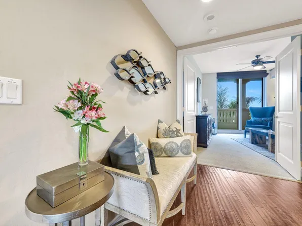 1050 Borghese Ln APT 303, Naples, FL 34114