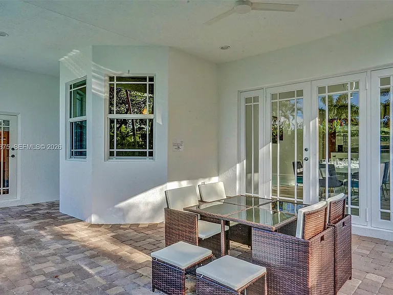 1207 SW 21st St — Photo 62
