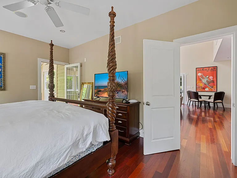 13217 Three Oaks Rd — Photo 28