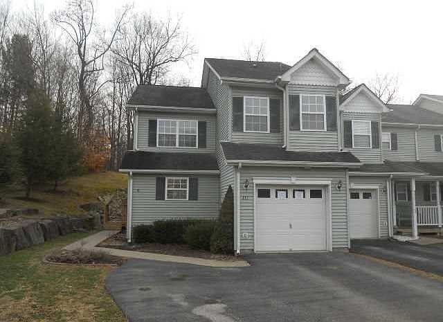 1st image of 131 Pinebrook Dr #131