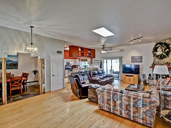 5th image of 32605 N 48th St