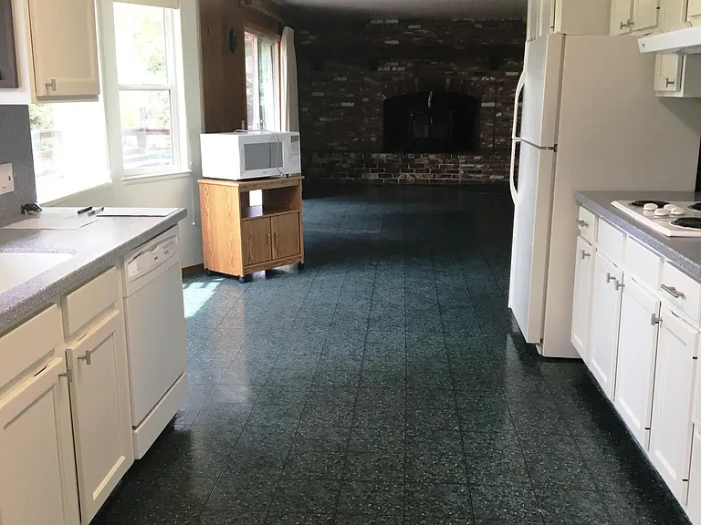 Kitchen - Breakfast Nook - Family Room