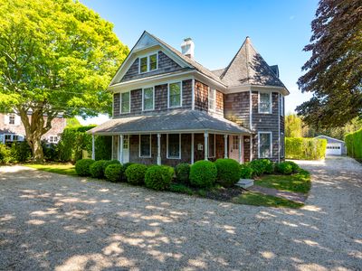 82 Powell Ave, Southampton, NY, 11968