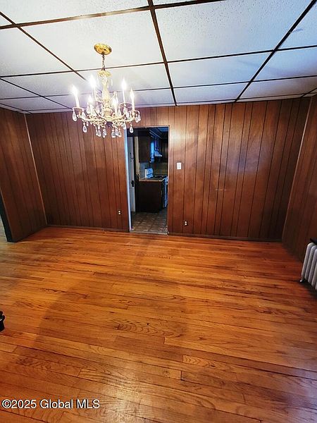 5th image of 208 Sanders Avenue