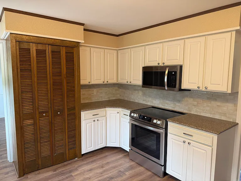 11417 Ethan Allen Dr — Photo 5