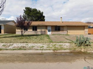 601 Swinging Spear Rd, Roswell, NM 88201