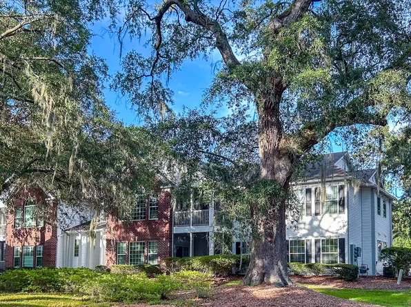 147 Golfview Ln, Summerville, SC 29485