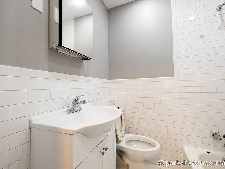 211 Malcolm X Blvd #3L — Photo 12