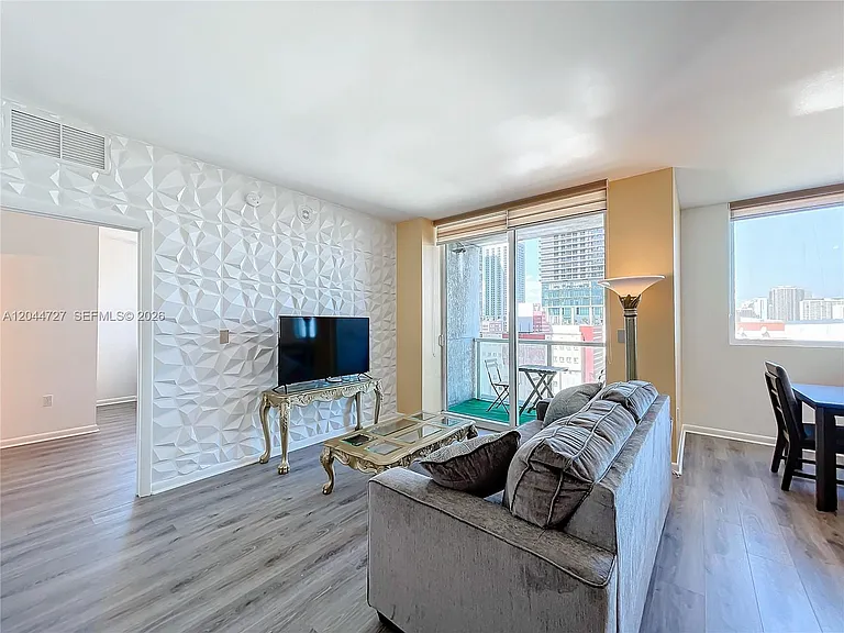 244 Biscayne Blvd #1108 — Photo 2