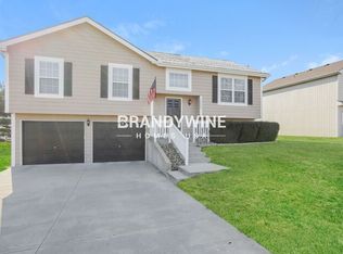 15535 NW 137th St, Platte City, MO 64079