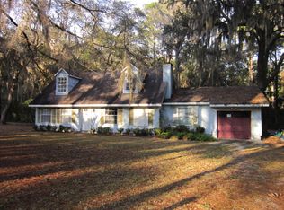 305 Grants Creek Rd, Brunswick, GA 31525