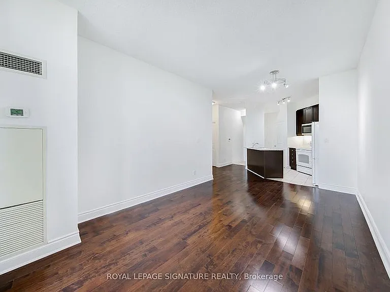 25 Earlington Ave — Photo 18