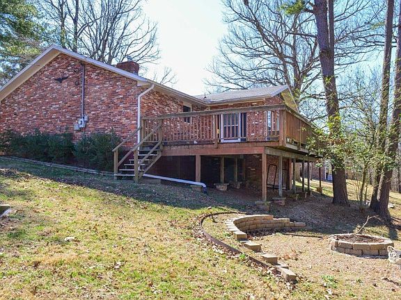 4th image of 9695 Palomino Dr
