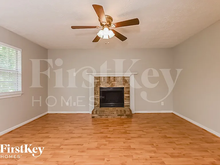 3792 Raiders Ridge Dr — Photo 2