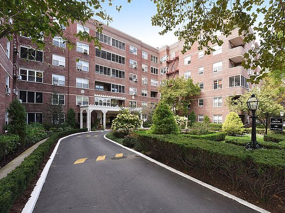 2nd image of 6738 108th St APT D53