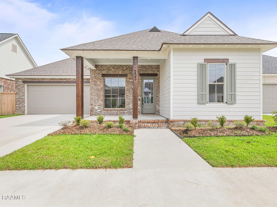 1st image of 223 Trail Pointe Dr