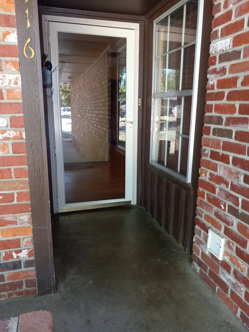 3 bed, 1315 sqft, $1,450 — Photo 3