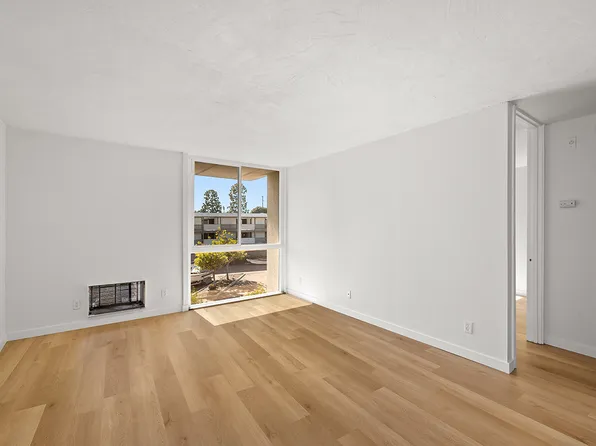 3050 Rue Dorleans Unit 310, San Diego, CA 92110