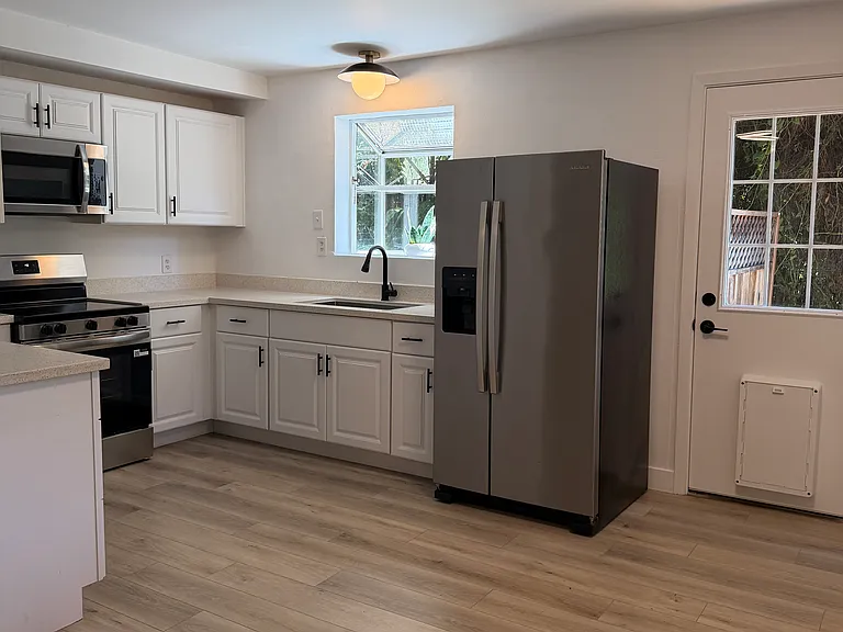 2109 S Fitch Mountain Rd #B — Photo 22
