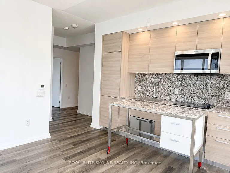 75 Canterbury Pl #1907 — Photo 10