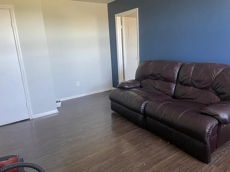 28 E Camplain Rd #2 — Photo 4