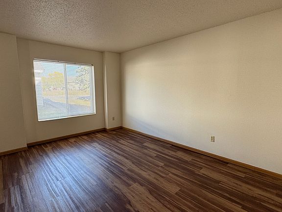 4th image of 38516 Oakview Cir #38544