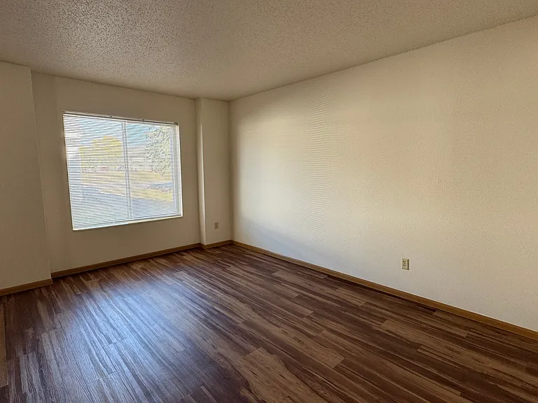 Kestrel Meadows Townhomes — Photo 4