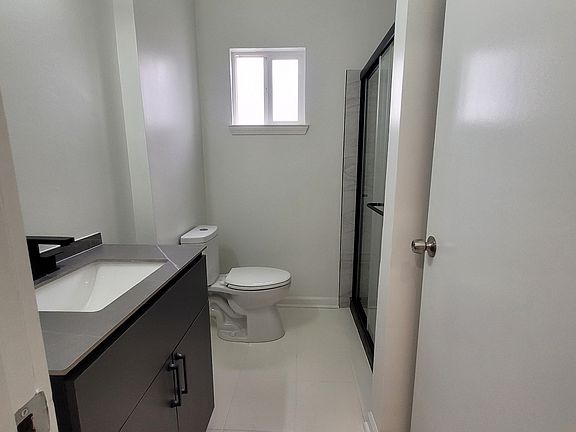 5th image of 1319 Gen Ogden St #1319A