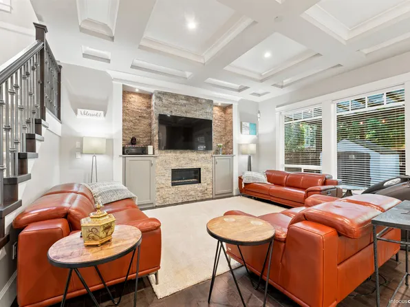 2771 163rd St, Surrey, BC V3Z 0E4